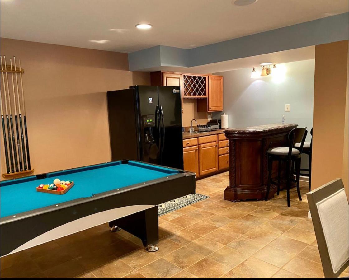 Van Gogh Guest Rm#6 • Van Gogh 6- Private Bsmt Rm In Single Family Home Rosedale Exterior foto