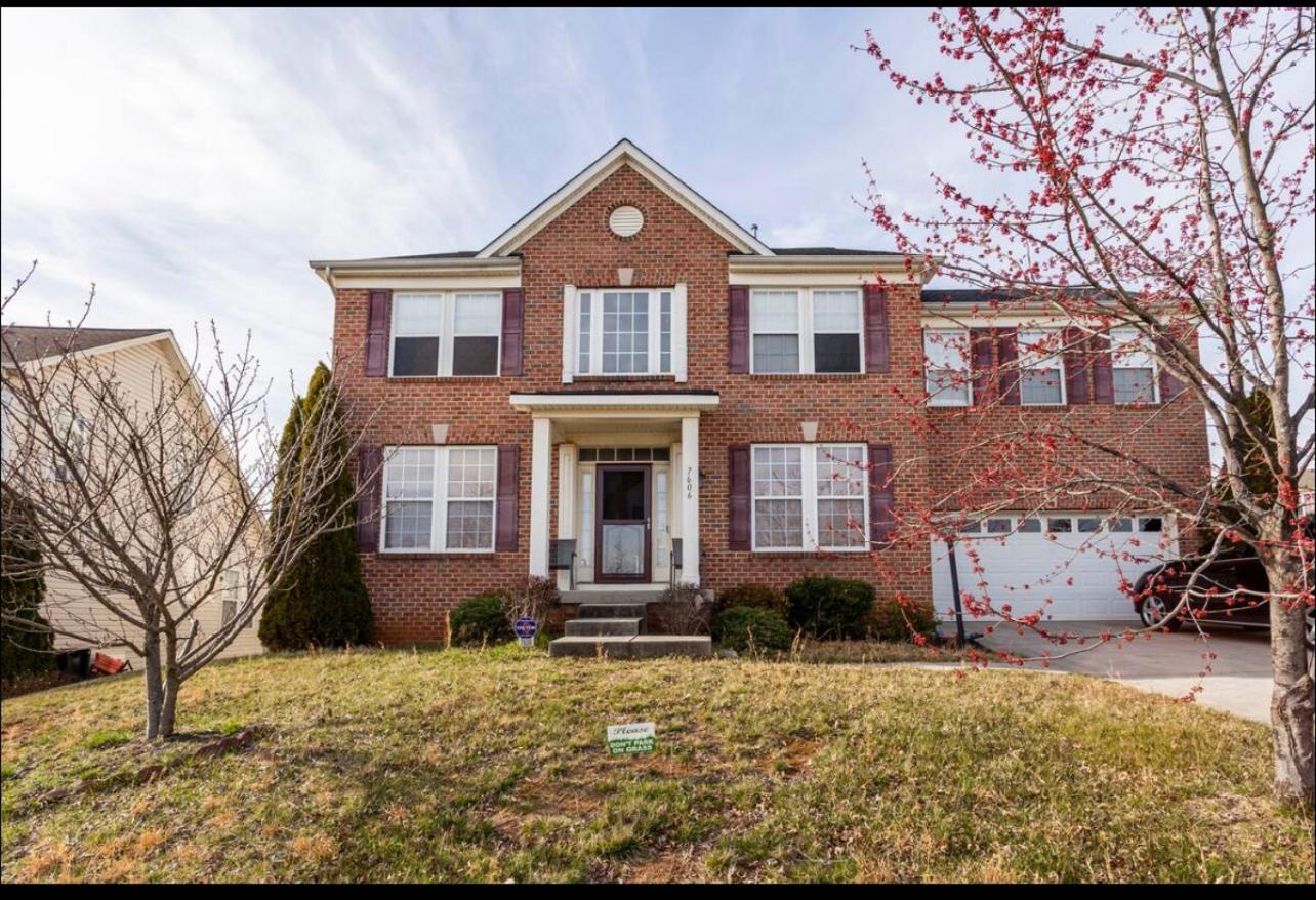 Van Gogh Guest Rm#6 • Van Gogh 6- Private Bsmt Rm In Single Family Home Rosedale Exterior foto